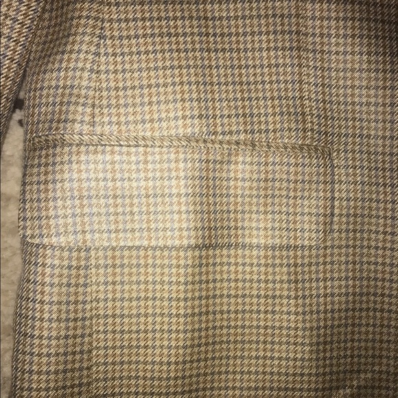 Ralph Lauren tan blazer. 40R - Picture 4 of 5